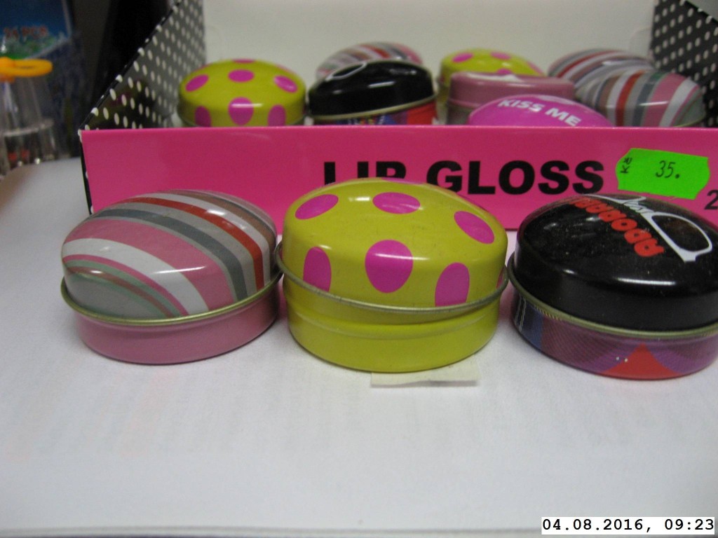 1_rtenka_lesk_na_rty__1125127