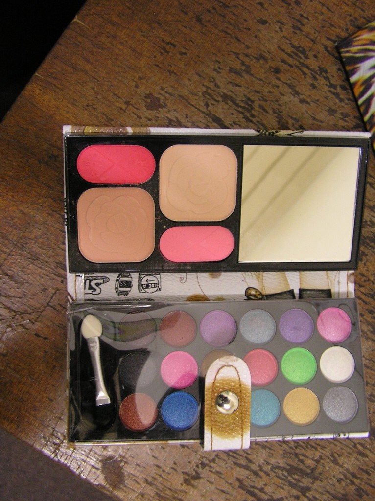 OLYMPUS DIGITAL CAMERA