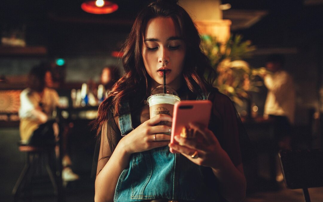 ČTÚ k rizikům online platforem pro nezletilé a role nařízení DSA v ochraně dětí v České republice