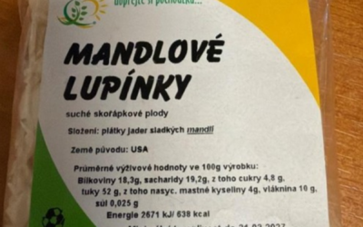 Pozor na nebezpečné mandlové lupínky. Hygienici varují před rizikem vážného onemocnění